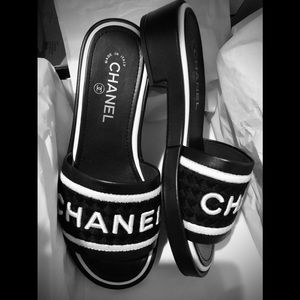 CHANEL Black White Lambskin Logo Slide Sandals - Size 38 or 7.5 - NWT